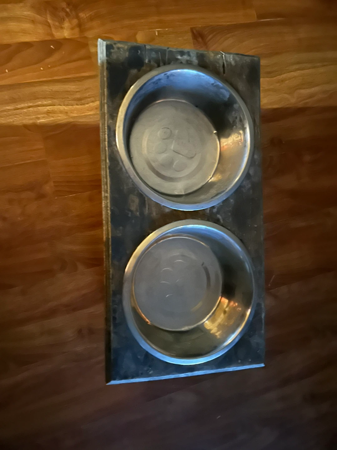 Double Dog Bowl Stand - photo 3