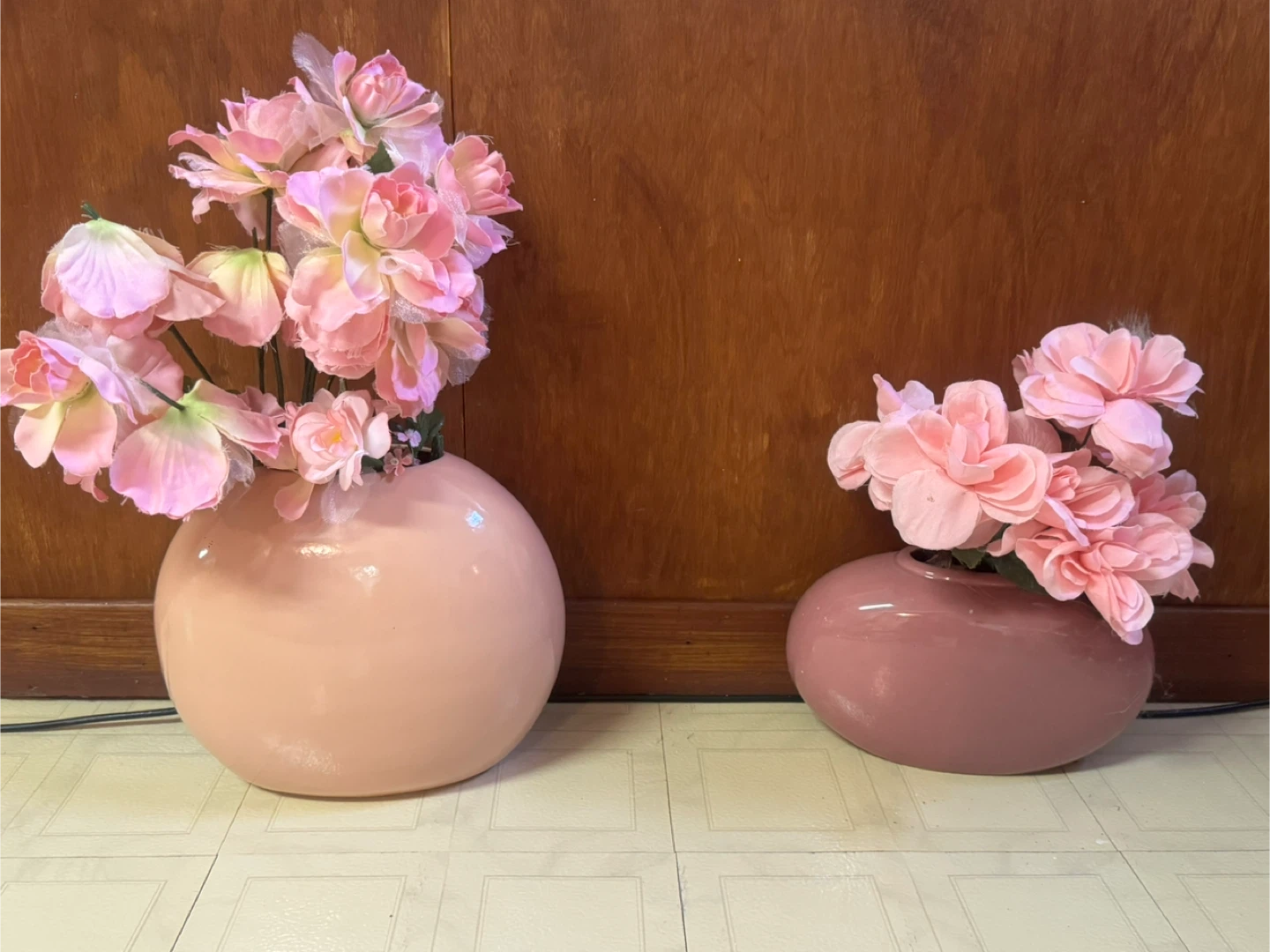 Pink Ceramic Vases with Artificial Flowers - Set of 2
