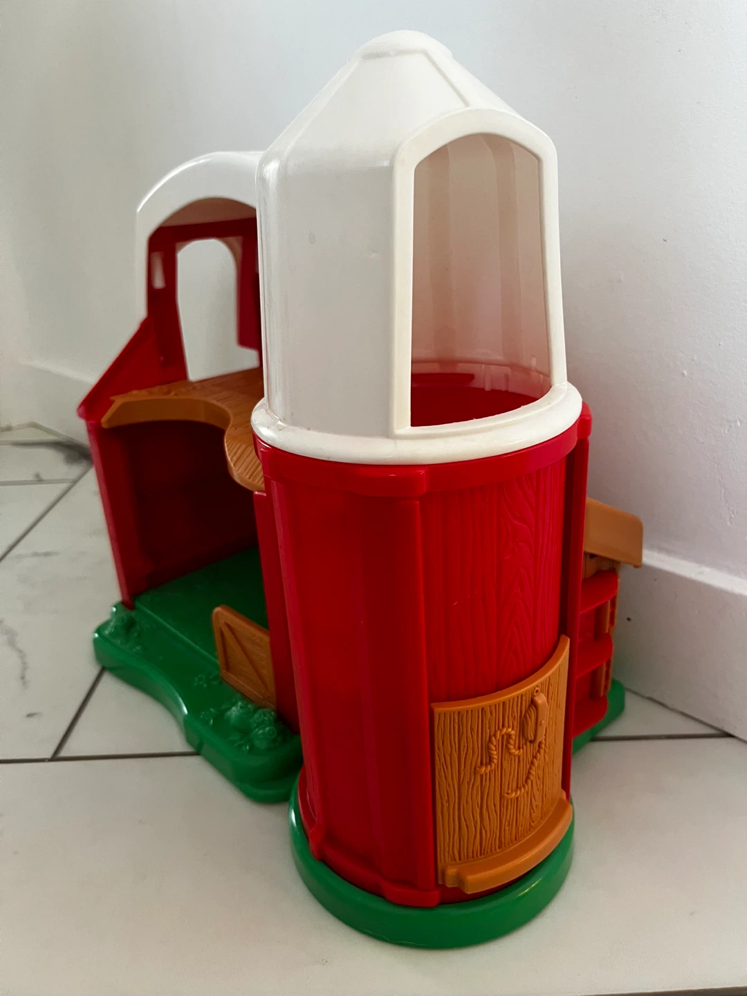 Fisher-Price Little People Farm Playset - photo 4