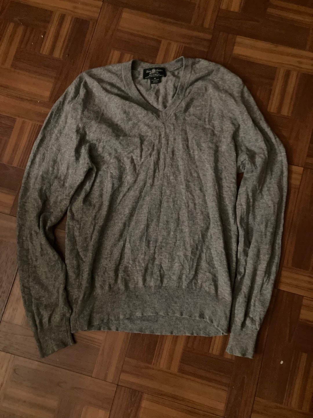 Brooks Brothers Scottish Cashmere Sweater - Medium
