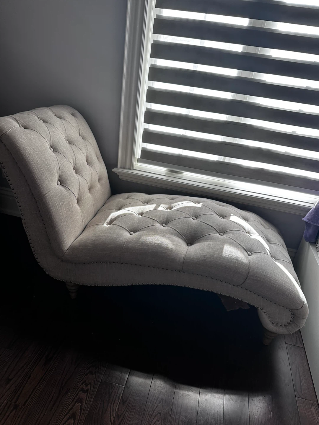 Tufted Accent Chair - photo 3