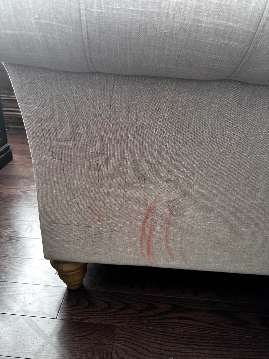 Tufted Accent Chair - photo 4