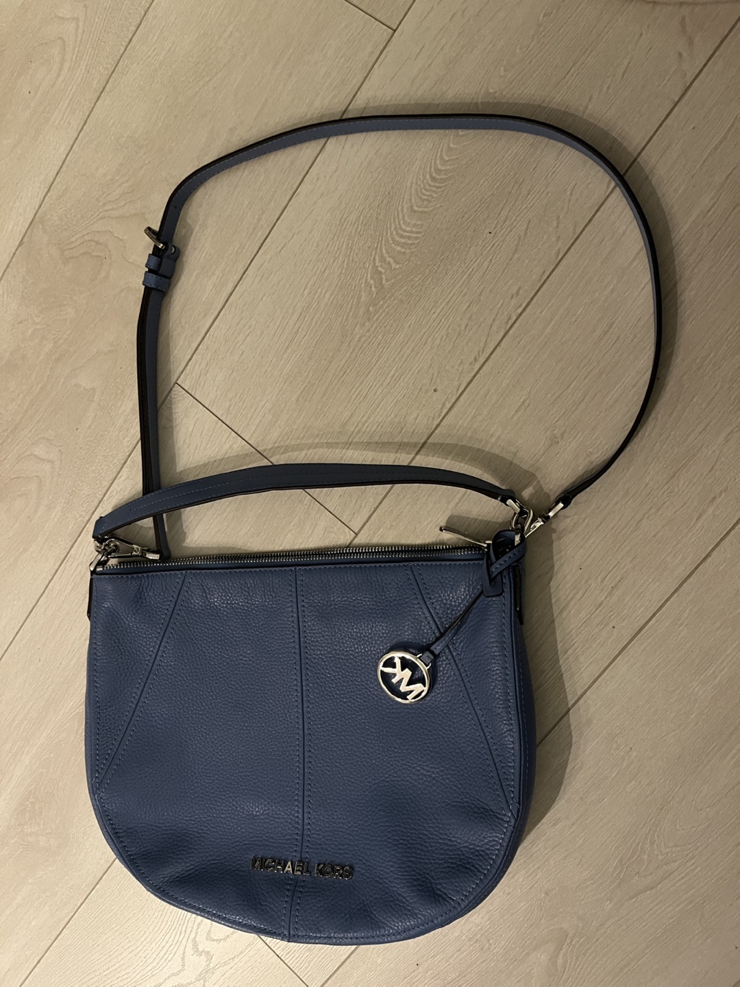Michael Kors Blue Leather Shoulder Bag