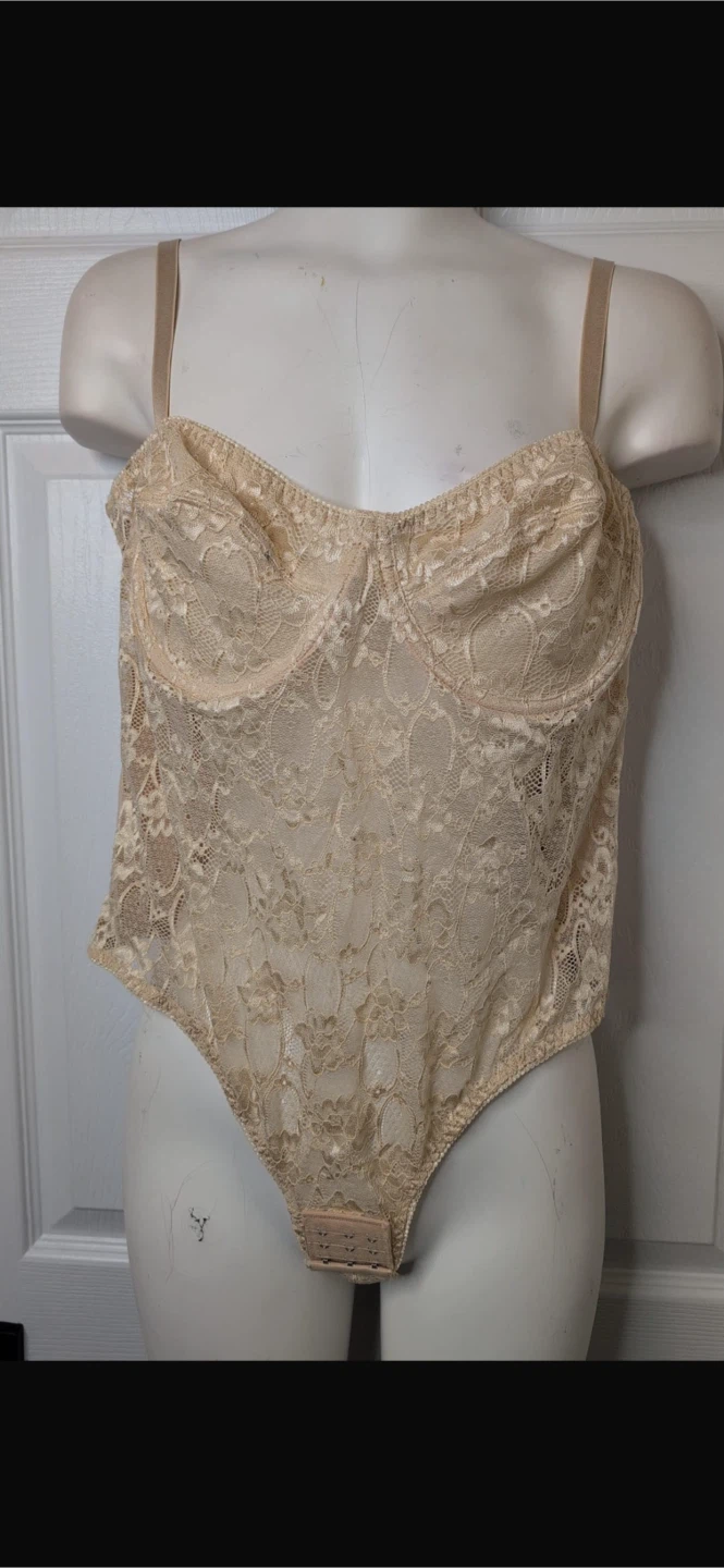 NEW! Lace Bodysuit Lingerie – Nude/Beige – Size 2XL - photo 3