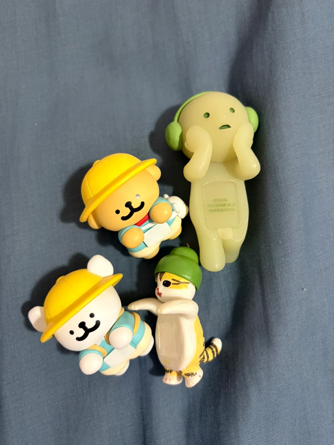 Set of 4 Assorted bundle of Cute Mini Figures