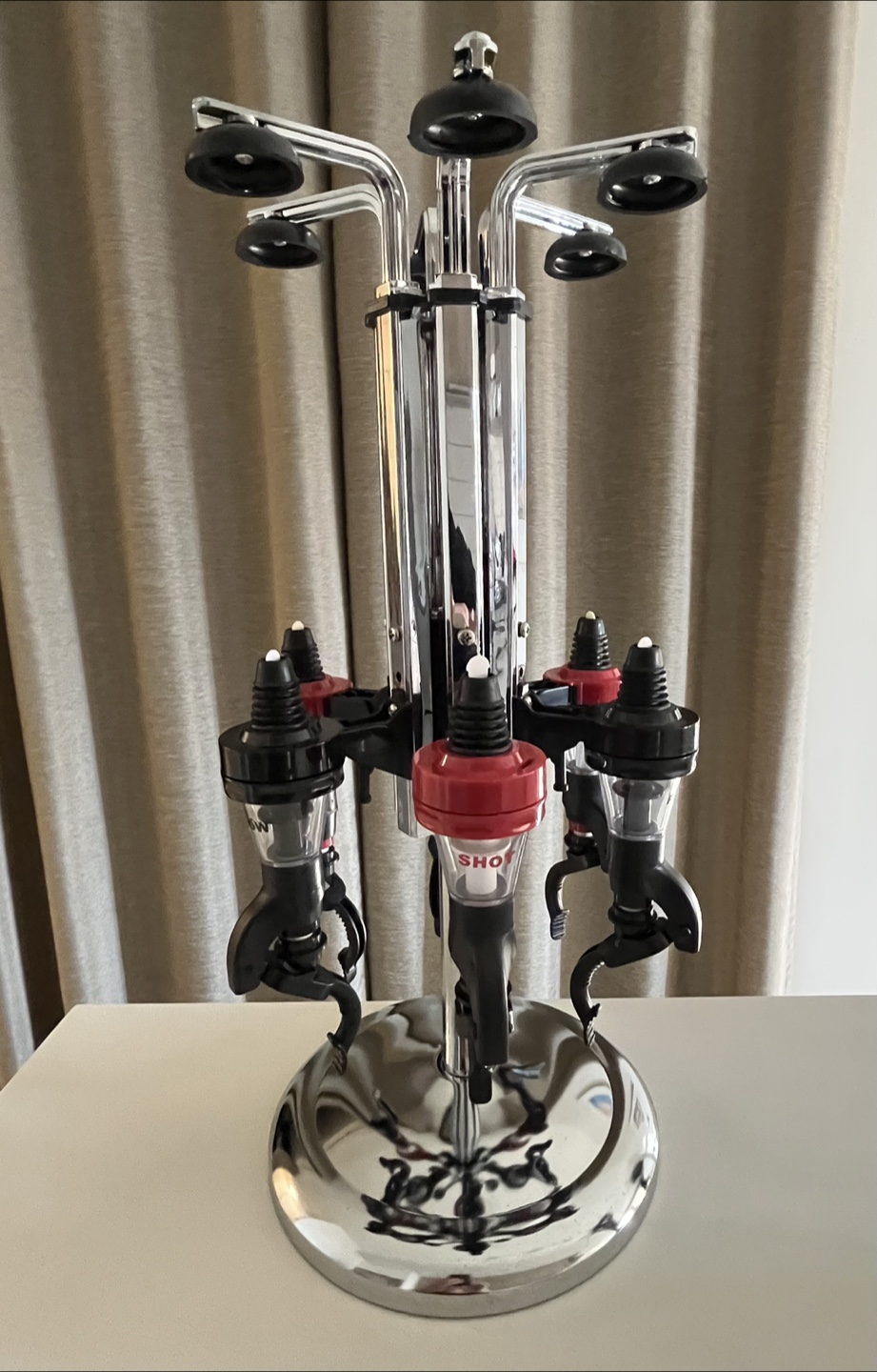 Liquor Dispenser with 6 Spouts