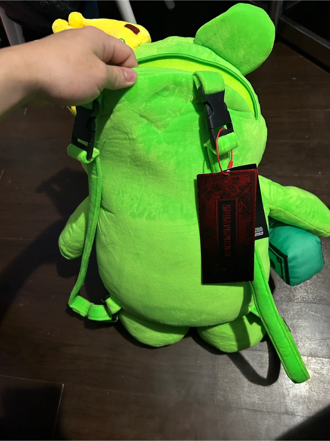 Green Bear Backpack with Crown and Chain - photo 3