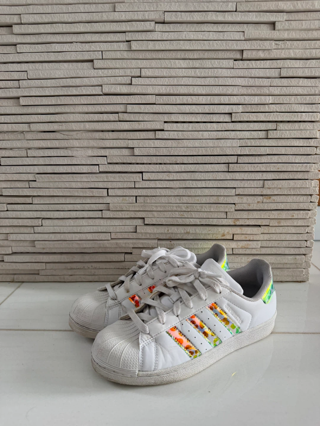 Adidas Superstar Shoes White Iridescent Stripes Size 7 - photo 2