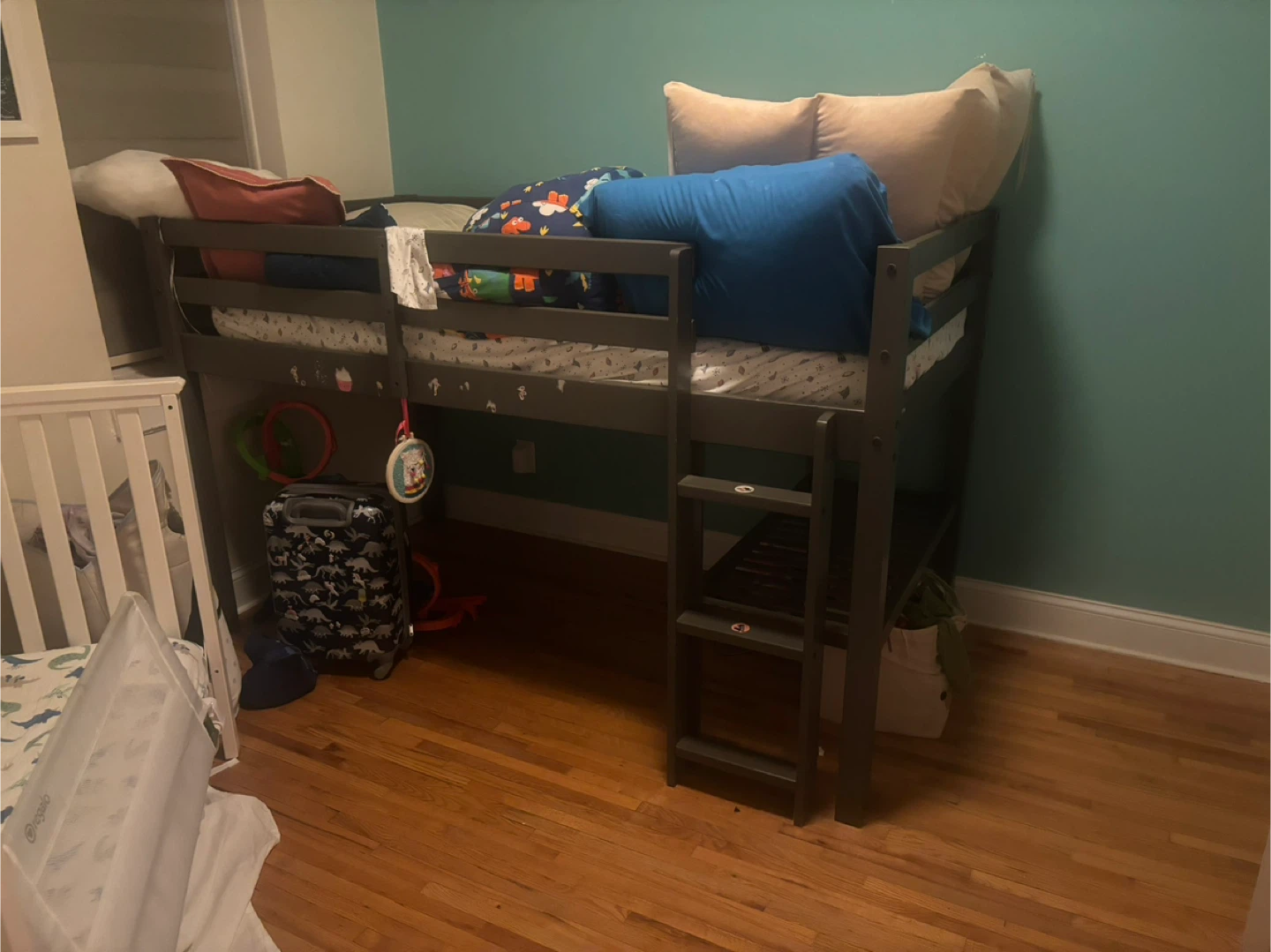 Better Homes & Gardens Twin Loft Bed with Shelf