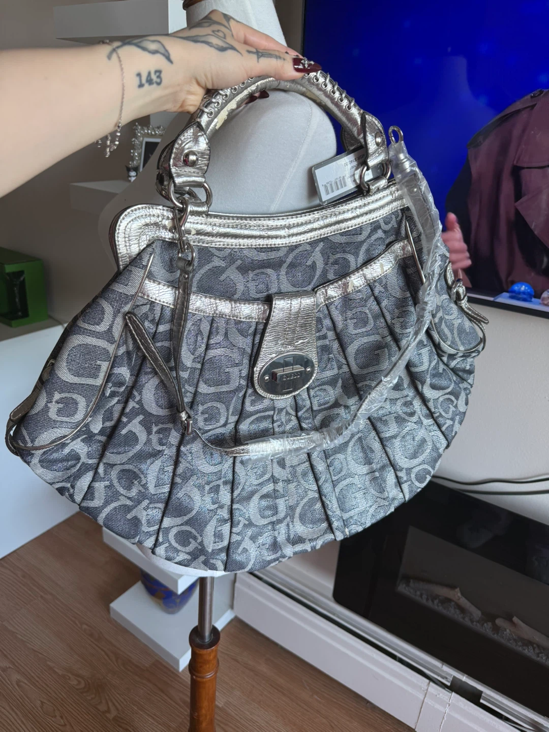 Guess Monogram Hobo Handbag - photo 3