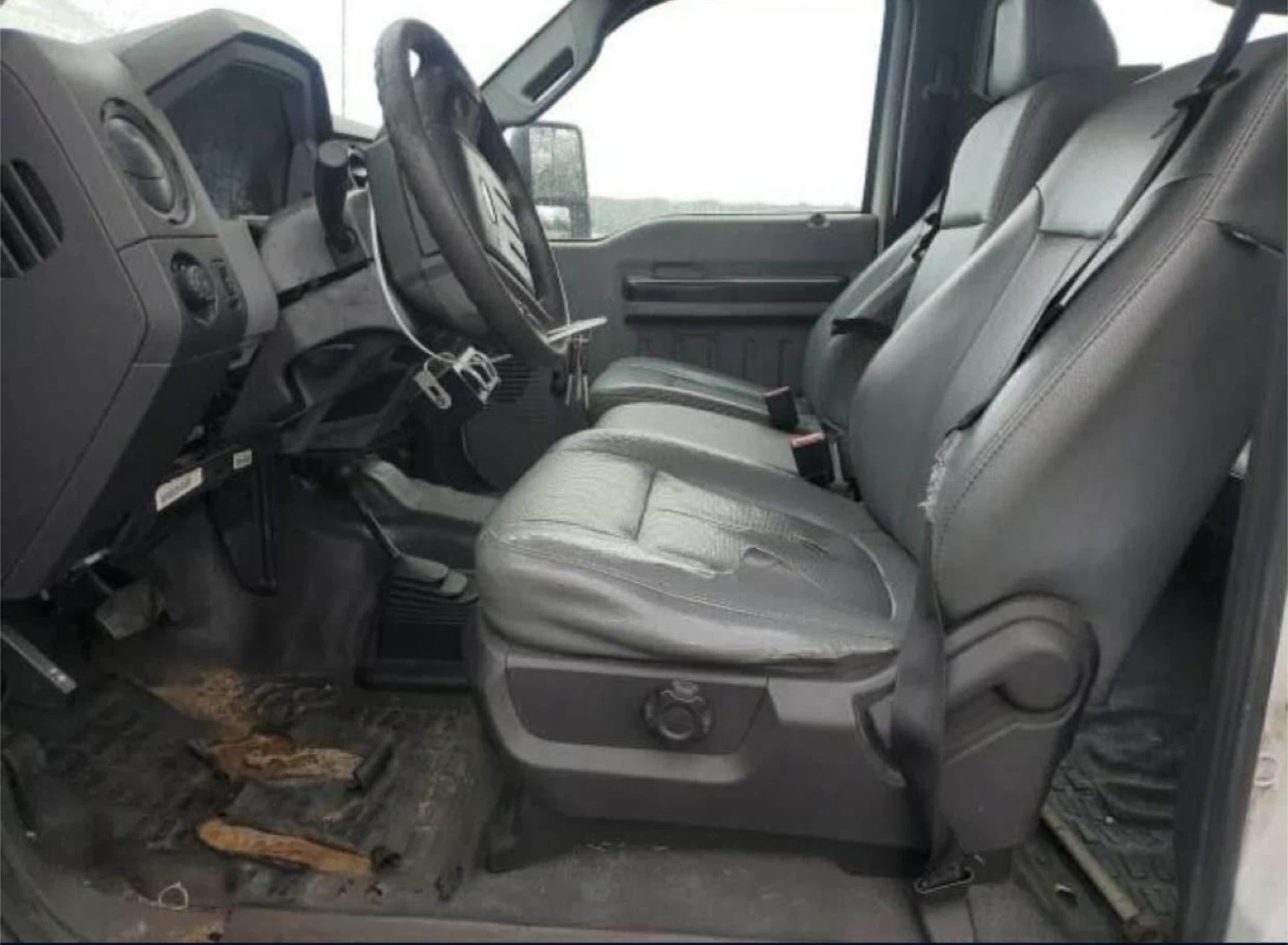 Ford F-250 Super Duty Pickup Truck - photo 5