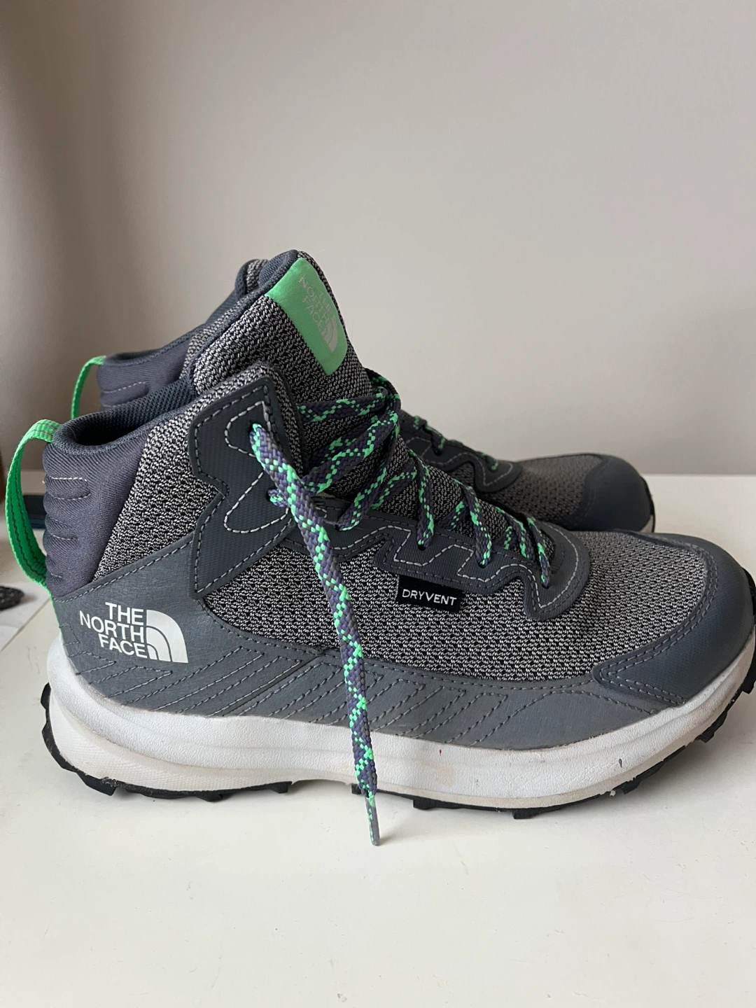 The North Face Hiking  Boots Size 5 - photo 3