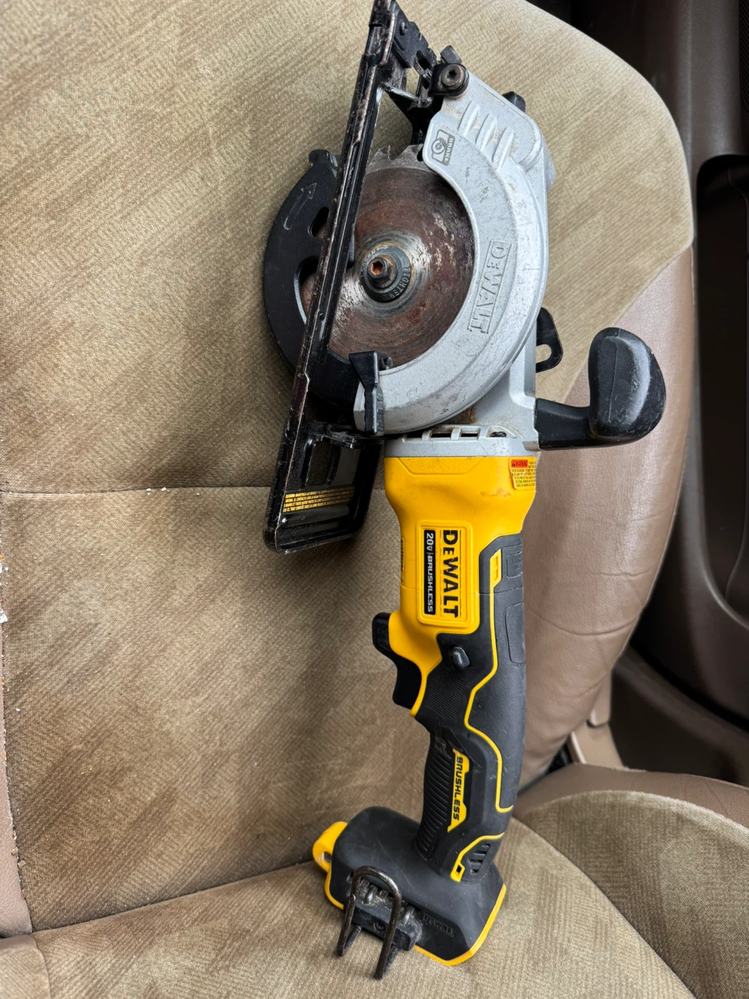 DEWALT 20V Brushless Cordless Circular Saw