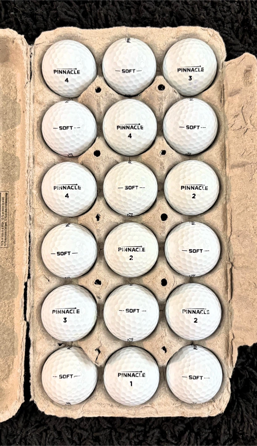 18 Pinnacle Soft Golf Balls - photo 2
