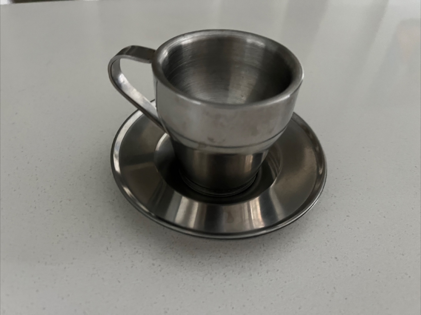 Set of 2 Stainless Steel Espresso Cups with 1 Saucer - photo 2