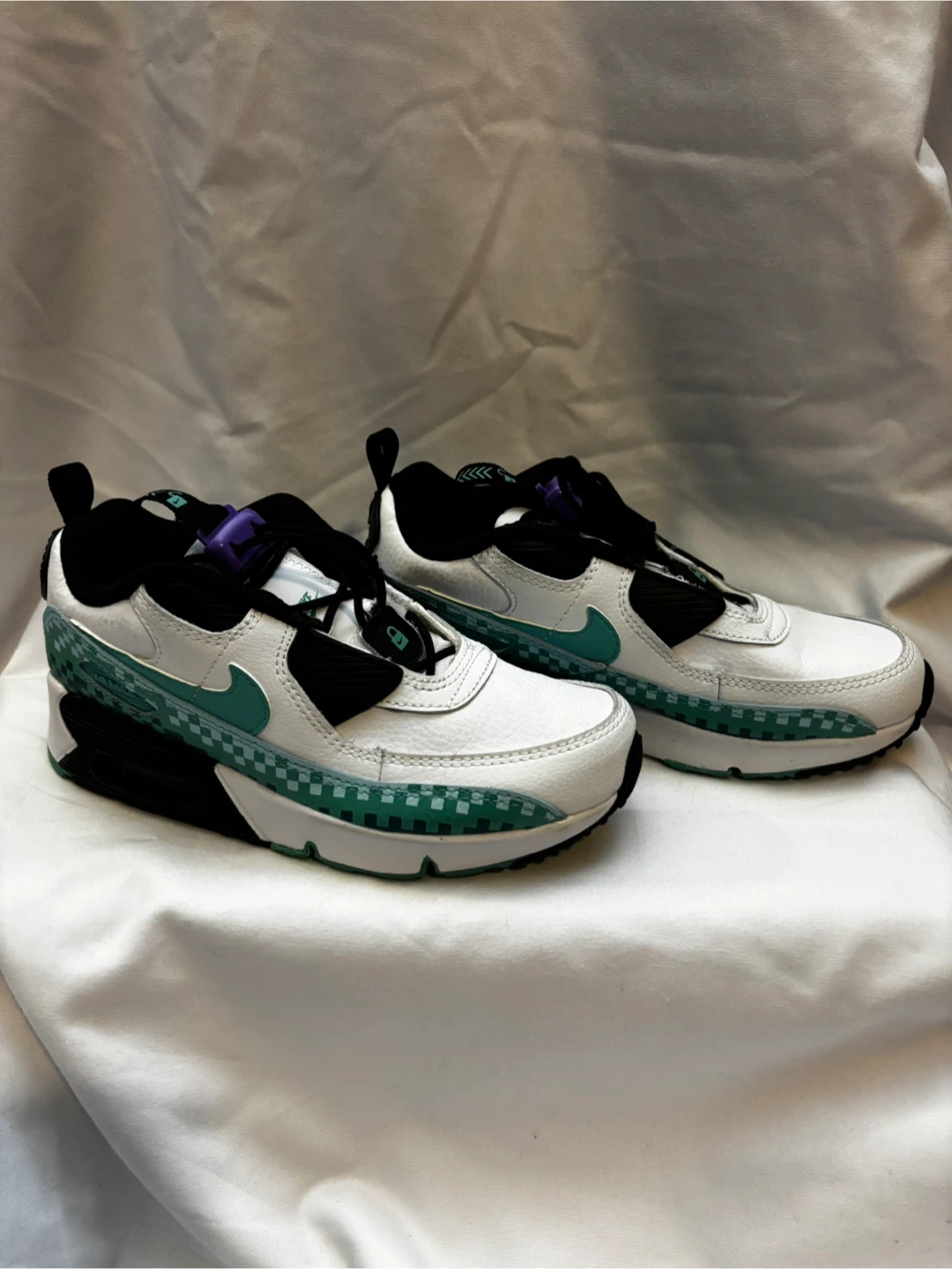 Nike Air Max 90 Toggle SE Sneaker - Size 2.5Y - photo 3