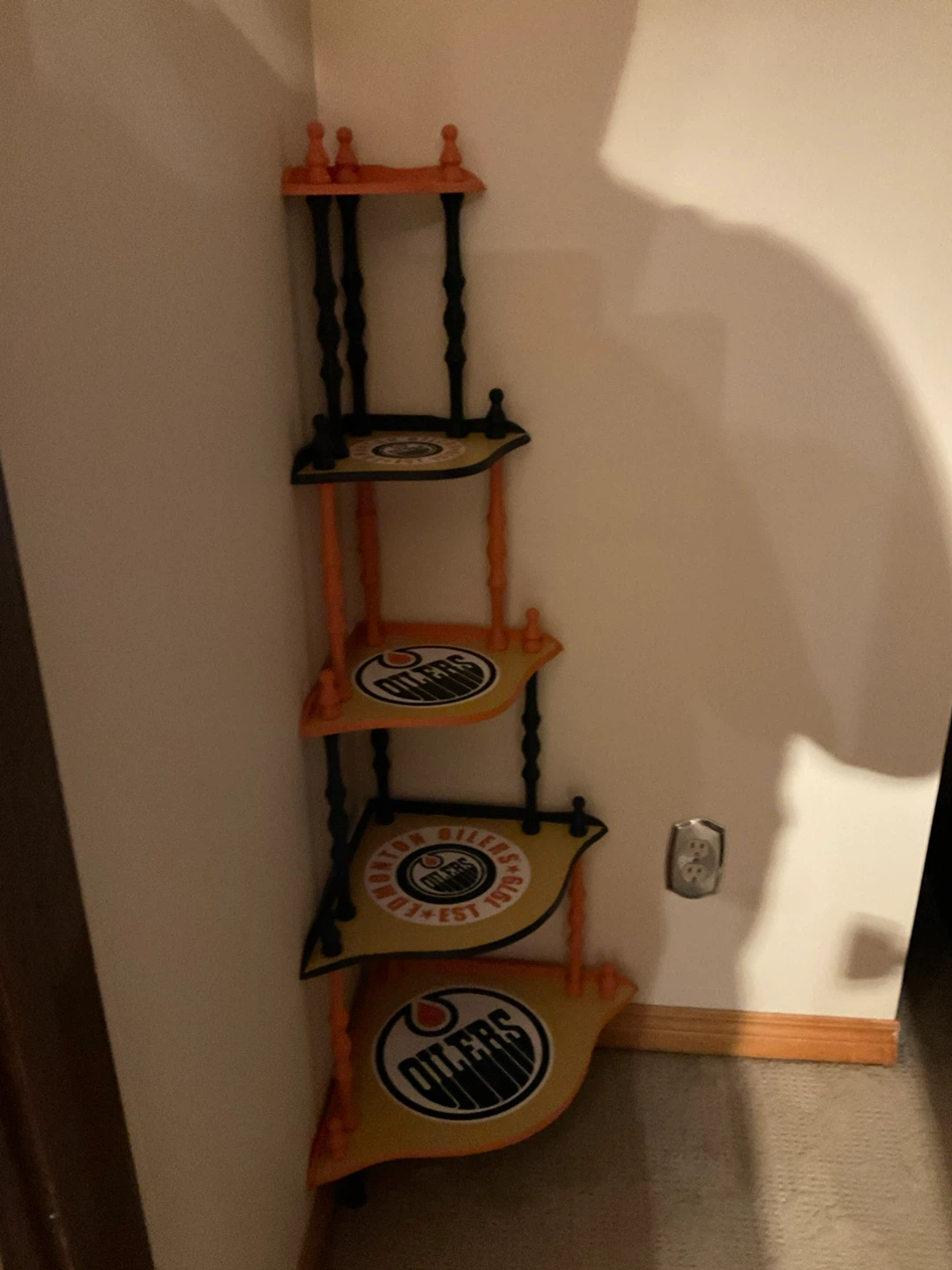 Edmonton Oilers Corner Shelf - photo 3