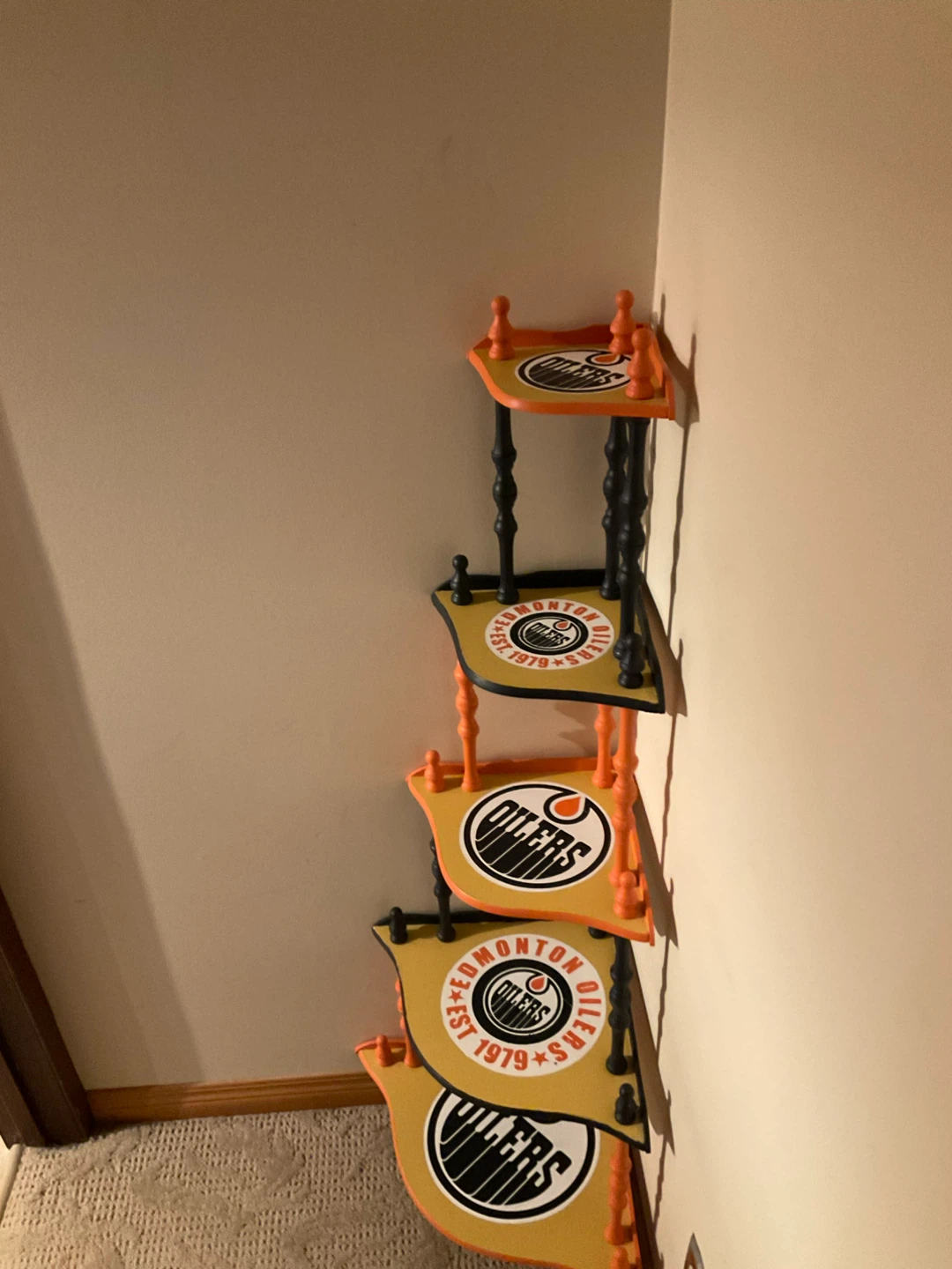 Edmonton Oilers Corner Shelf