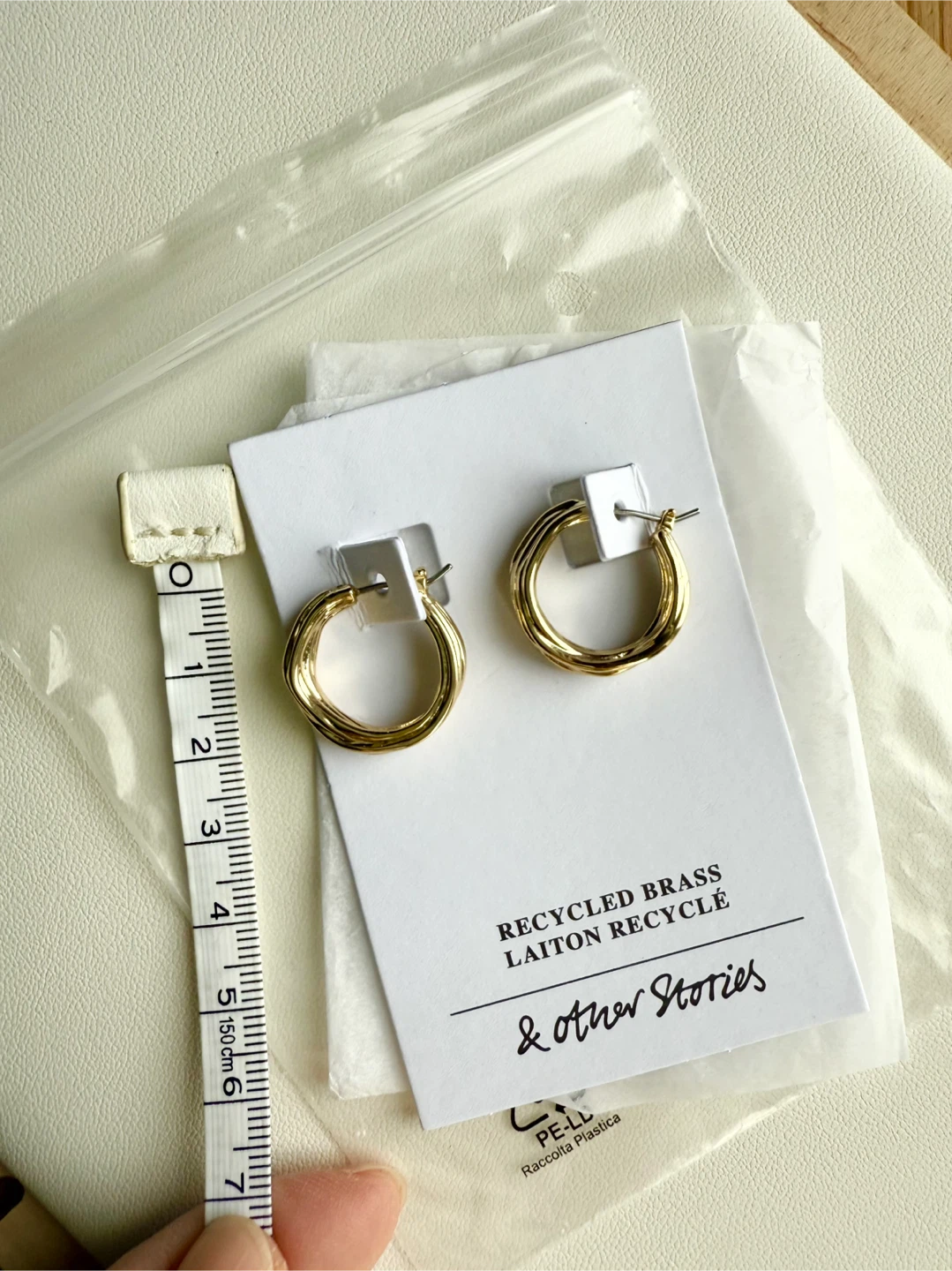 & Other Stories gold twisted hoop earrings - photo 4