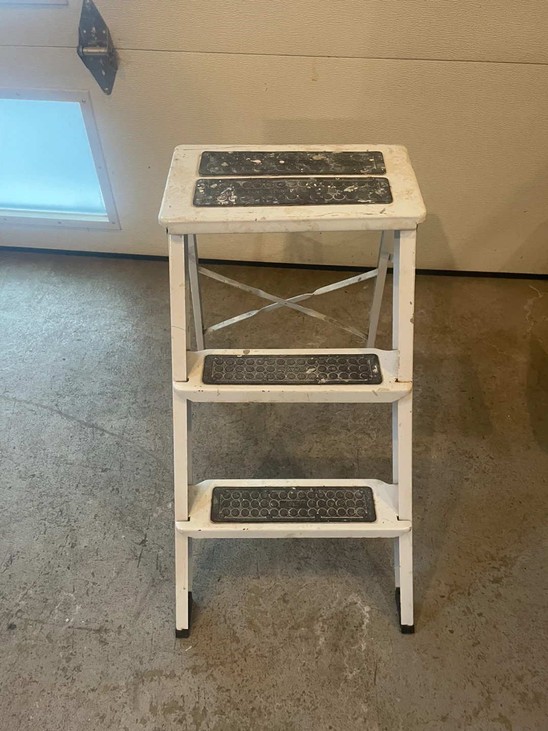 White 3-Step Folding Step Stool