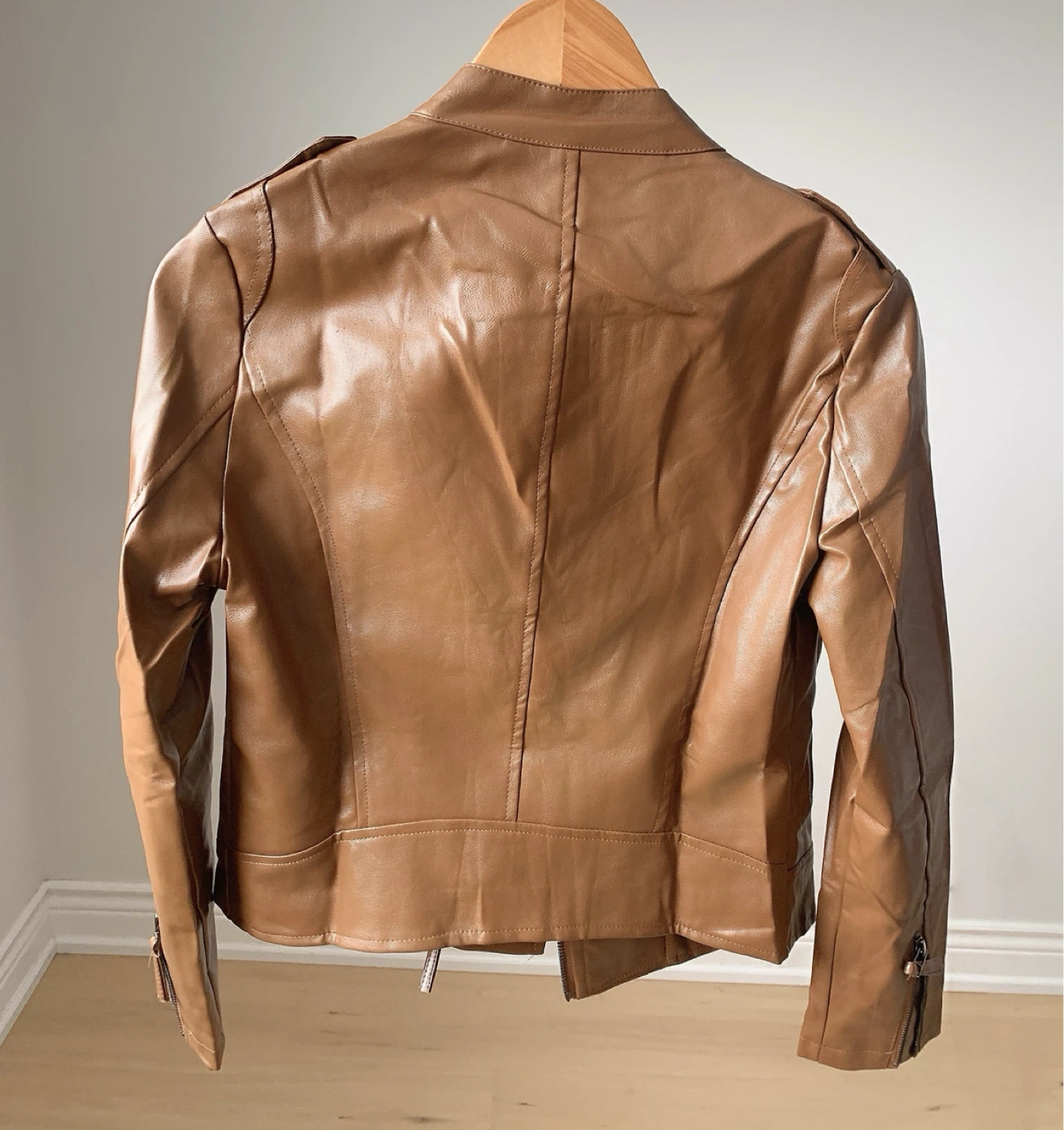 New Brown Cropped Leather Jacket – Size S - photo 3