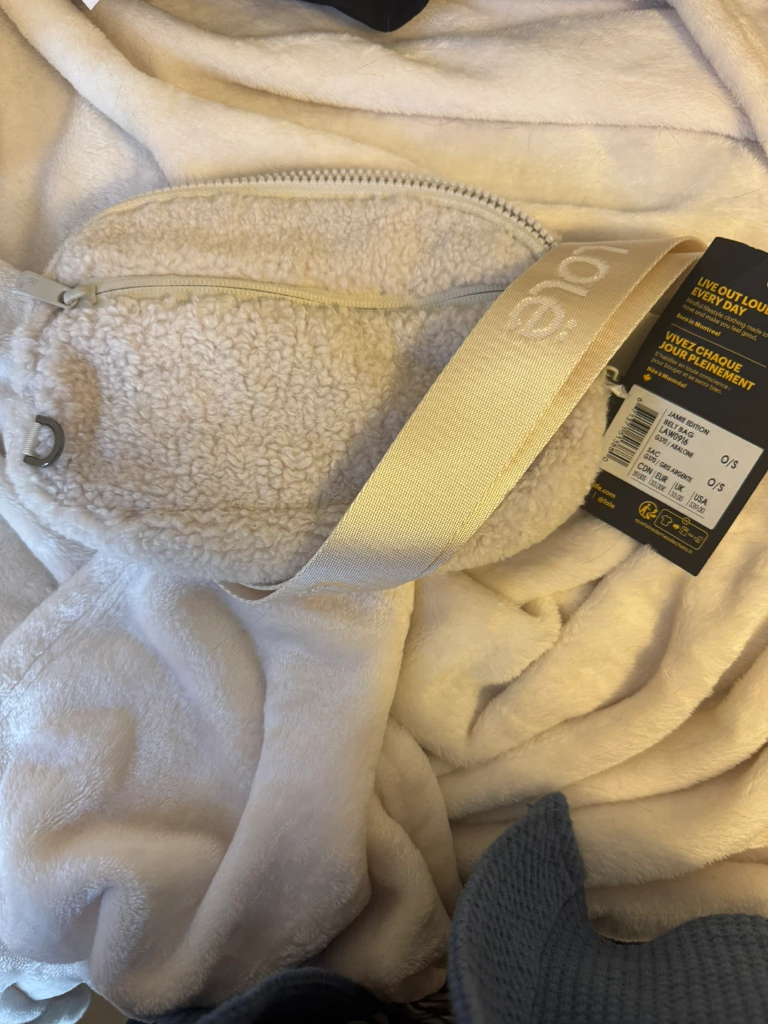 Lole Cream Teddy Fleece Fanny Pack - photo 3