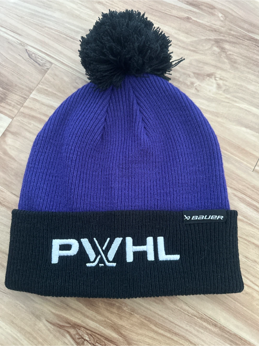 Bauer PWHL Pom Beanie