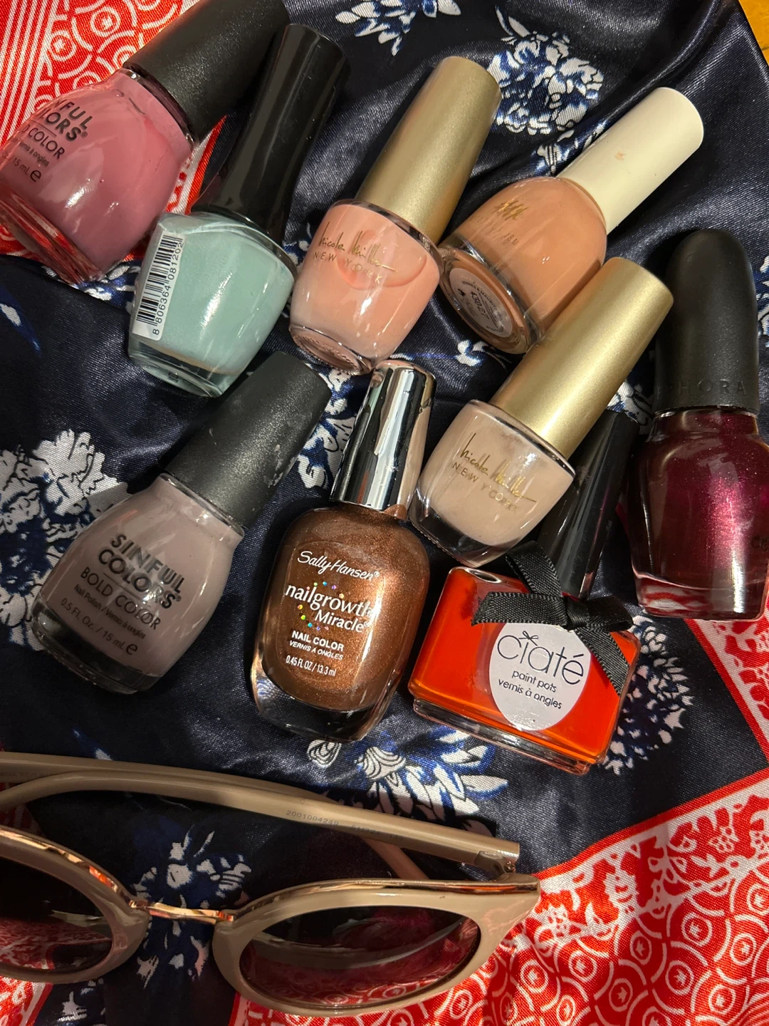 Banana Republic Sunglasses with Assorted Nail Polish Lot - photo 4