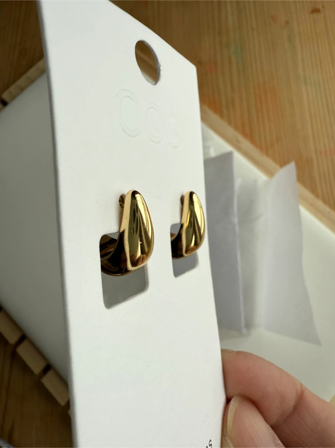 COS Hoop Earrings - photo 3