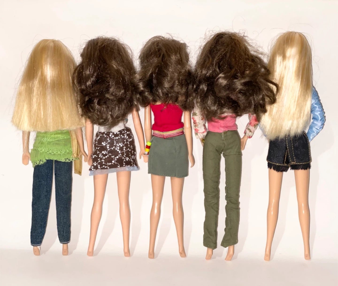 Lot of Five Hannah Montana Fashion Dolls - photo 2