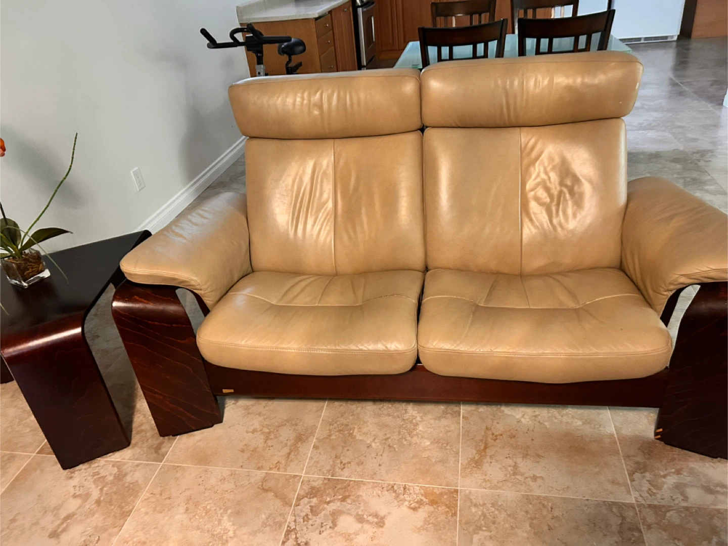 Leather 2-Seater Sofa with Wood Accents