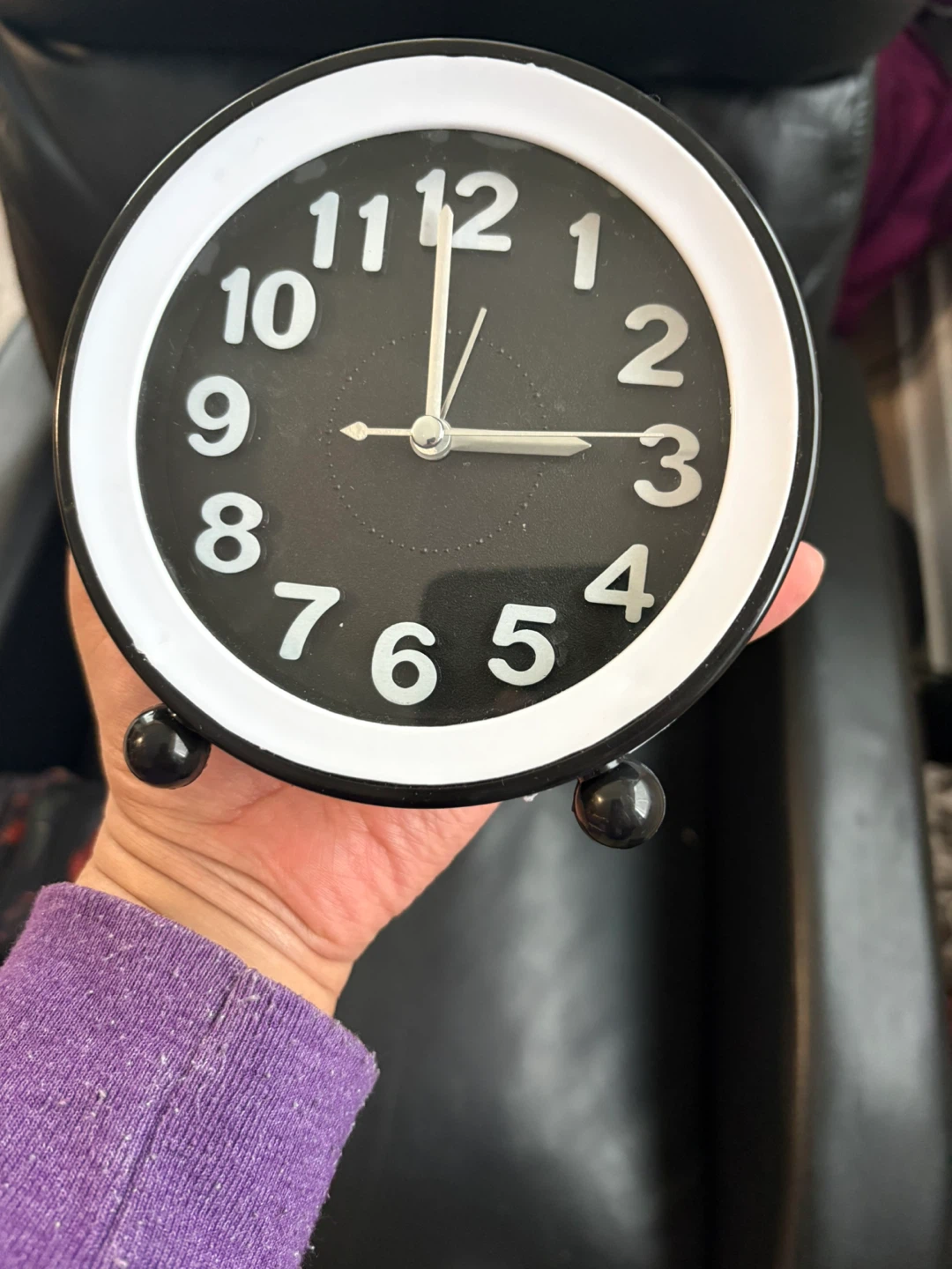 Black and White Analog Alarm Clock - photo 2