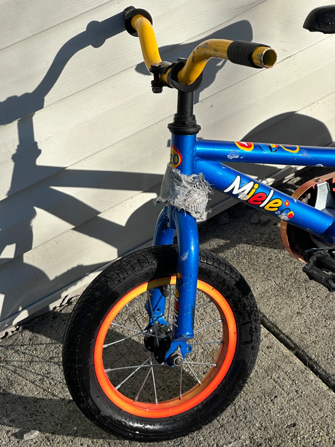 Miele Kids Bicycle with Helmet - photo 5