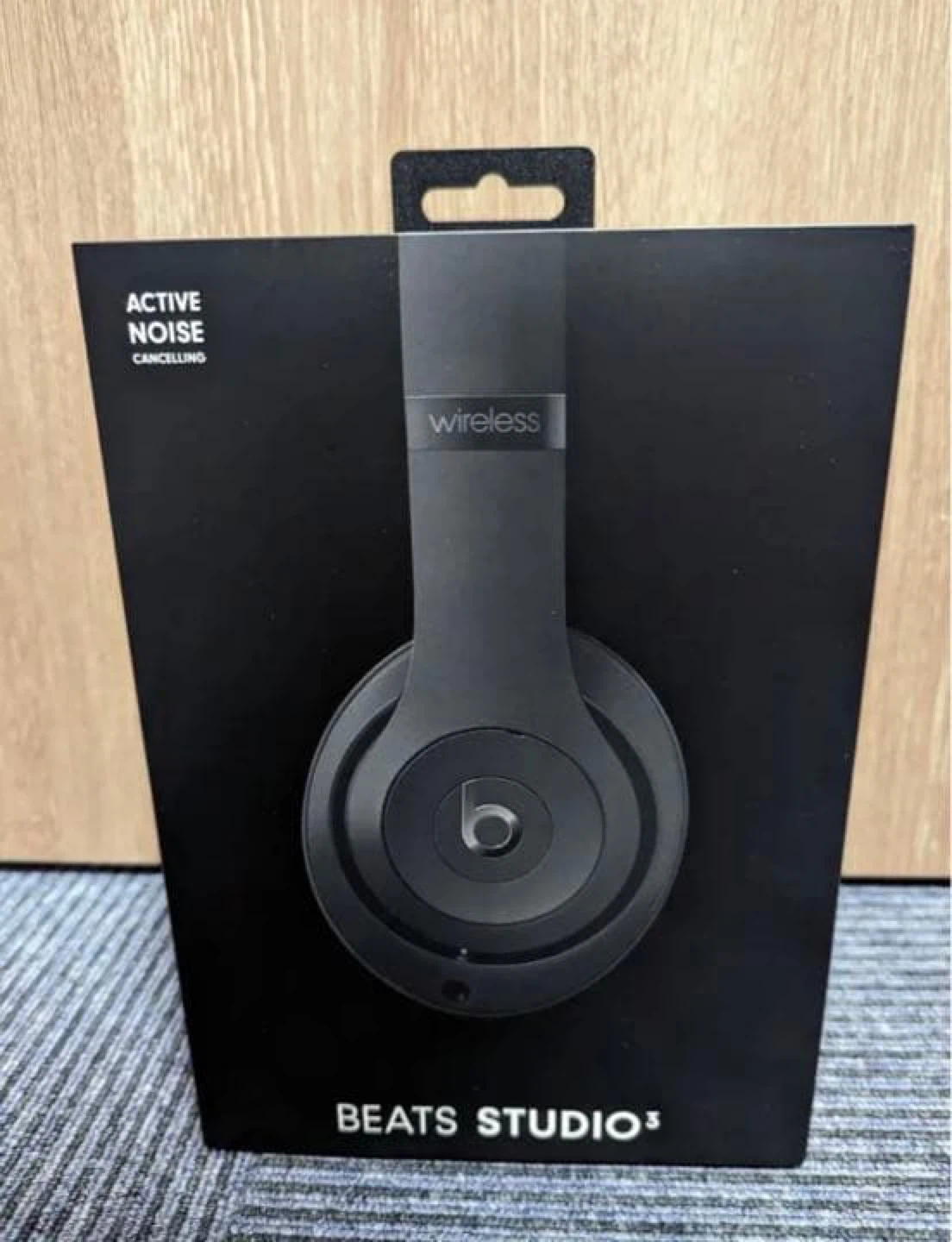Beats Studio3 Wireless Noise Cancelling Headphones - Black