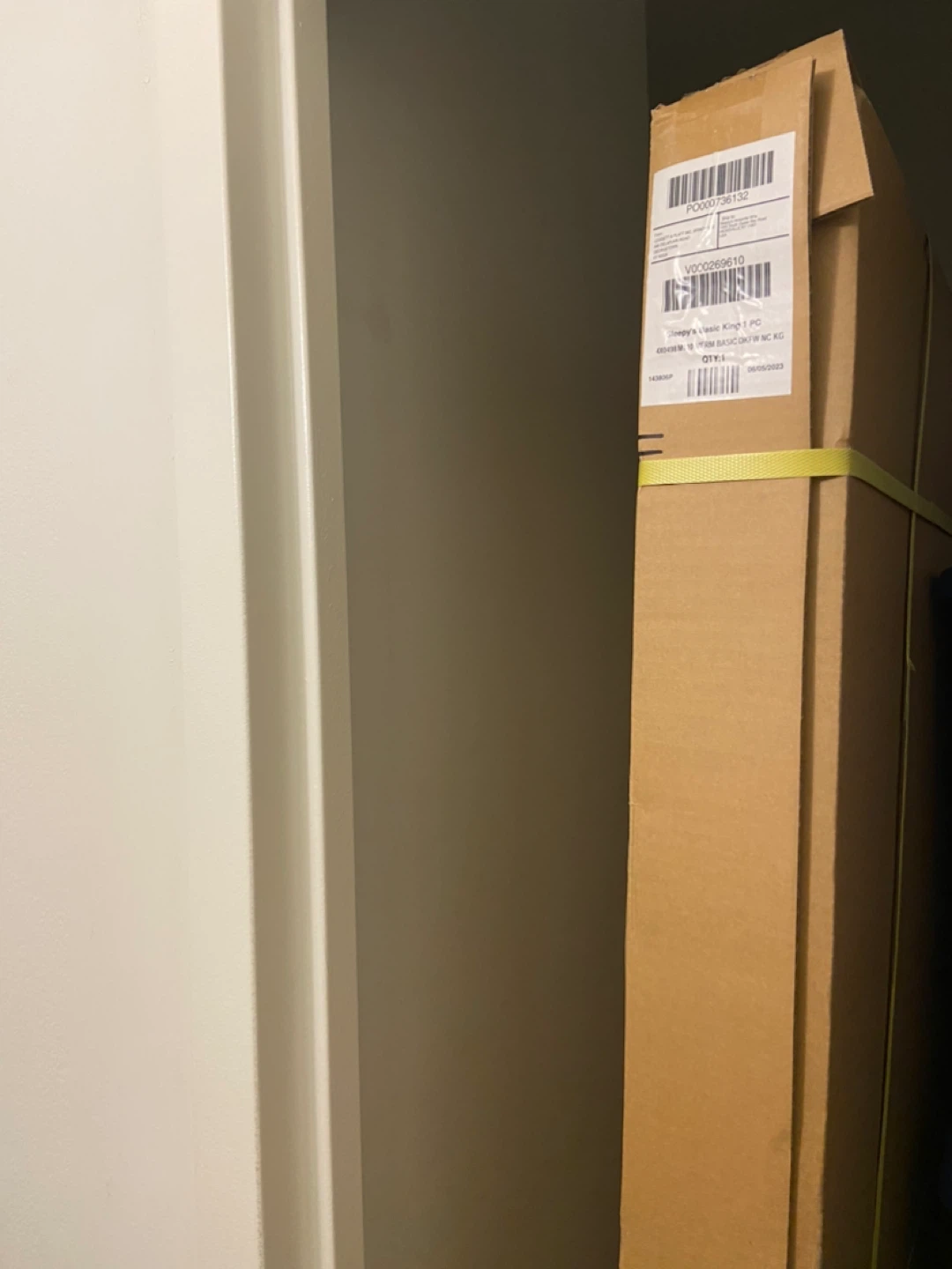 Sleepy's Basic King 1 PC Metal Bed Frame - photo 5