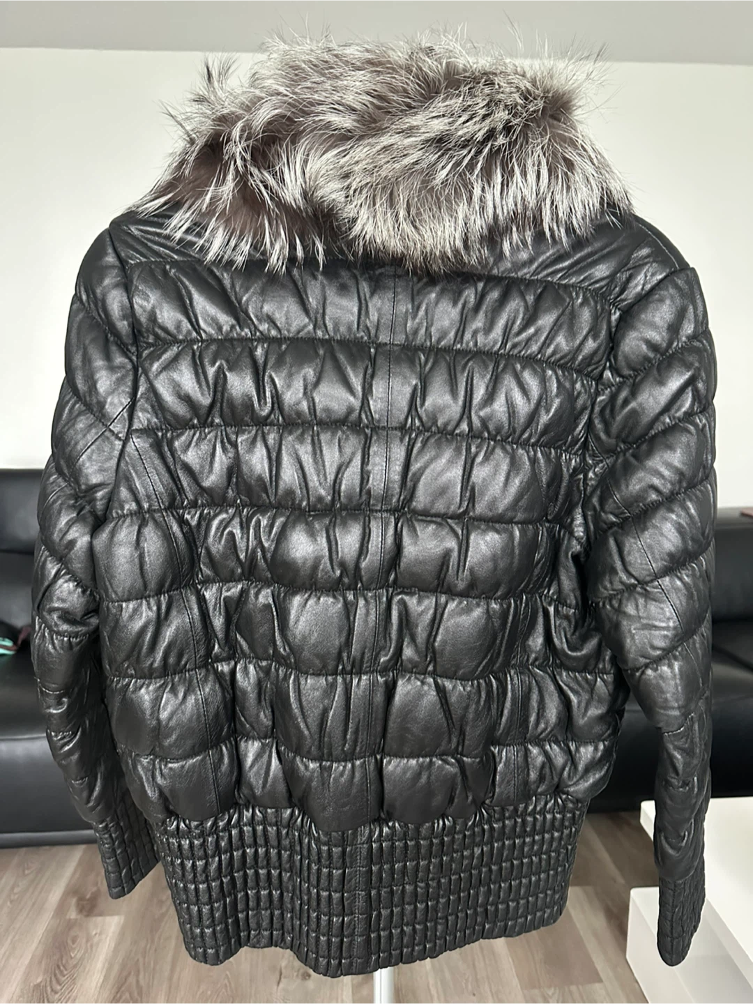 Vintage Genuine Leather LaREINE BLANCHE coat with fur collar - photo 4