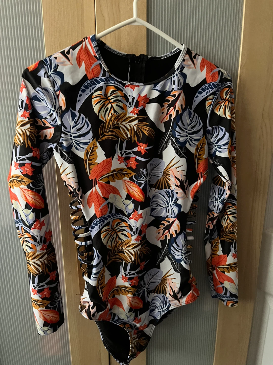 Long Sleeve Tropical Print Swimsuit, no tag, M