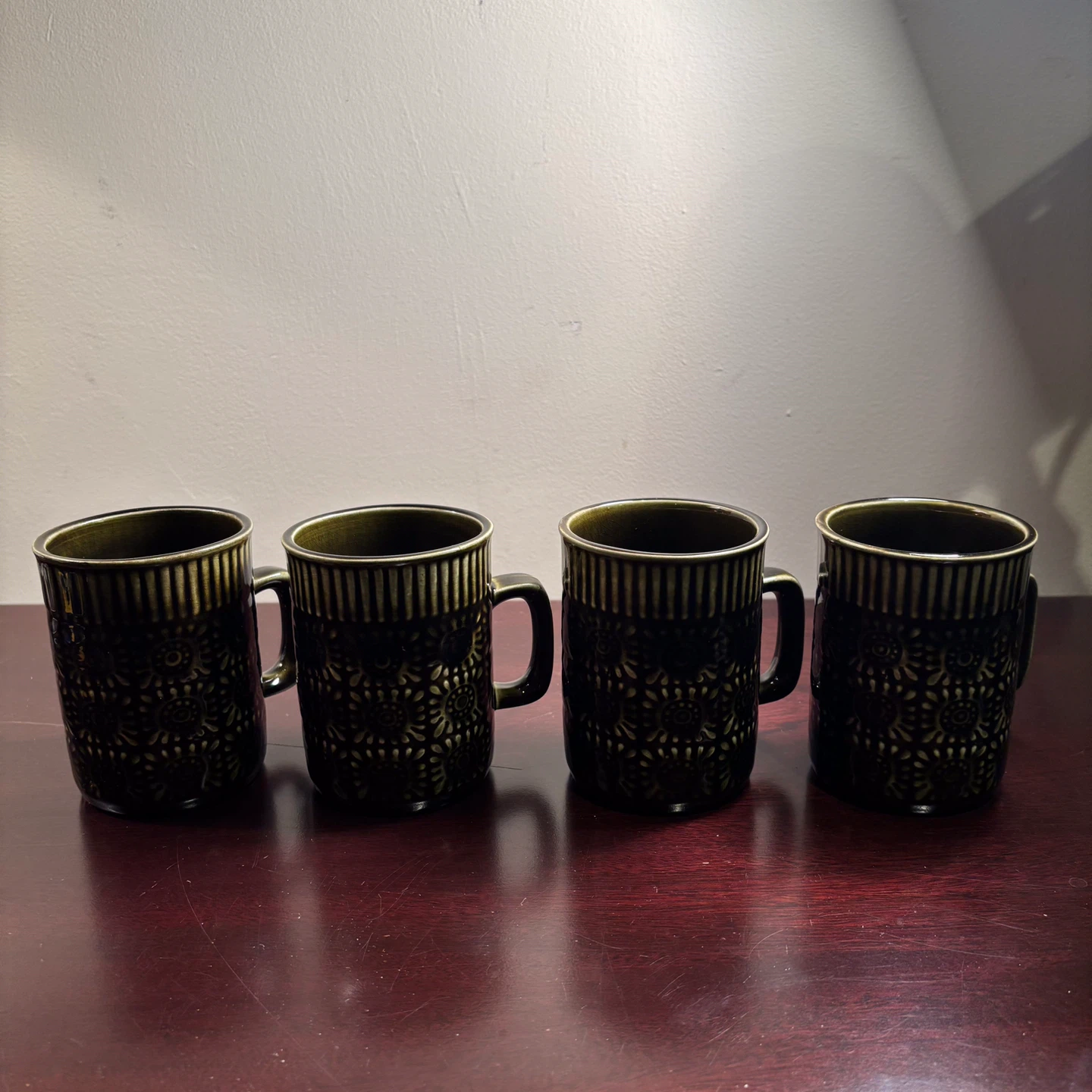 Set of 4 Vintage Green Ceramic Mugs - photo 5