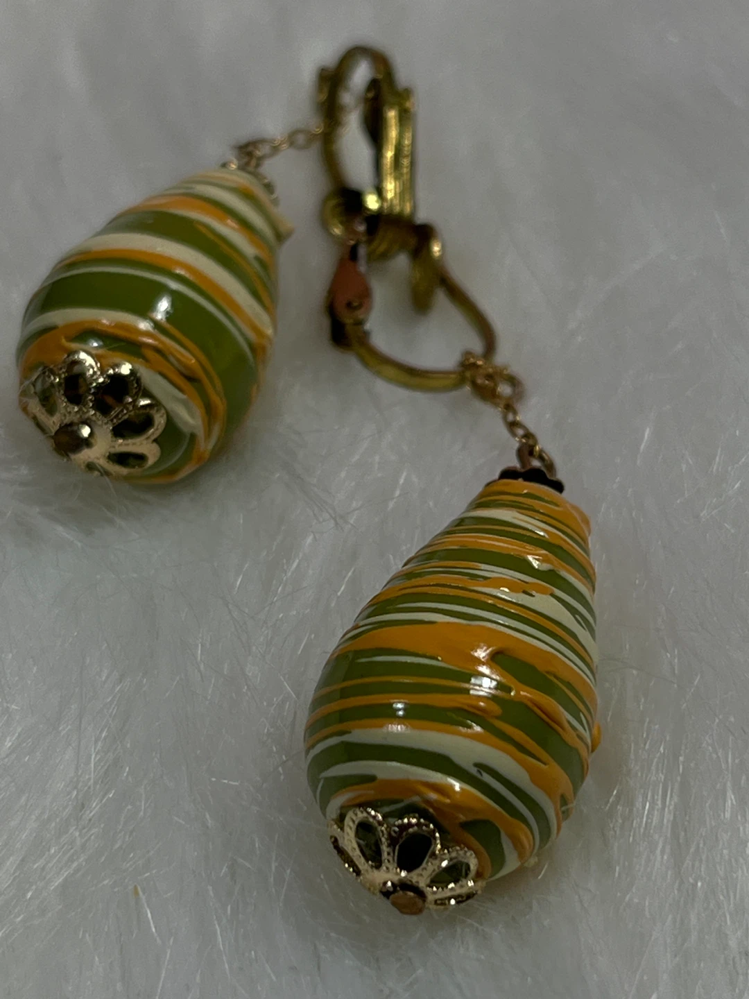 Teardrop Shaped Dangle Earrings Green Orange Swirl - photo 5