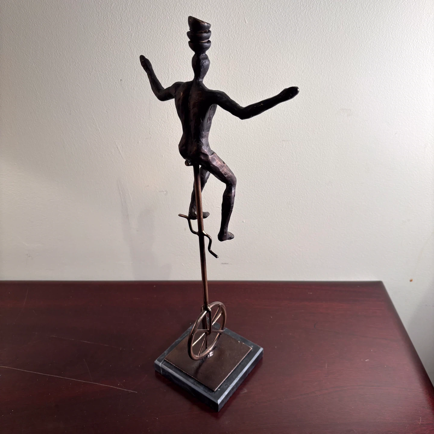 Bronze Finish Figurine of a Unicyclist Balancing Bowls - photo 2