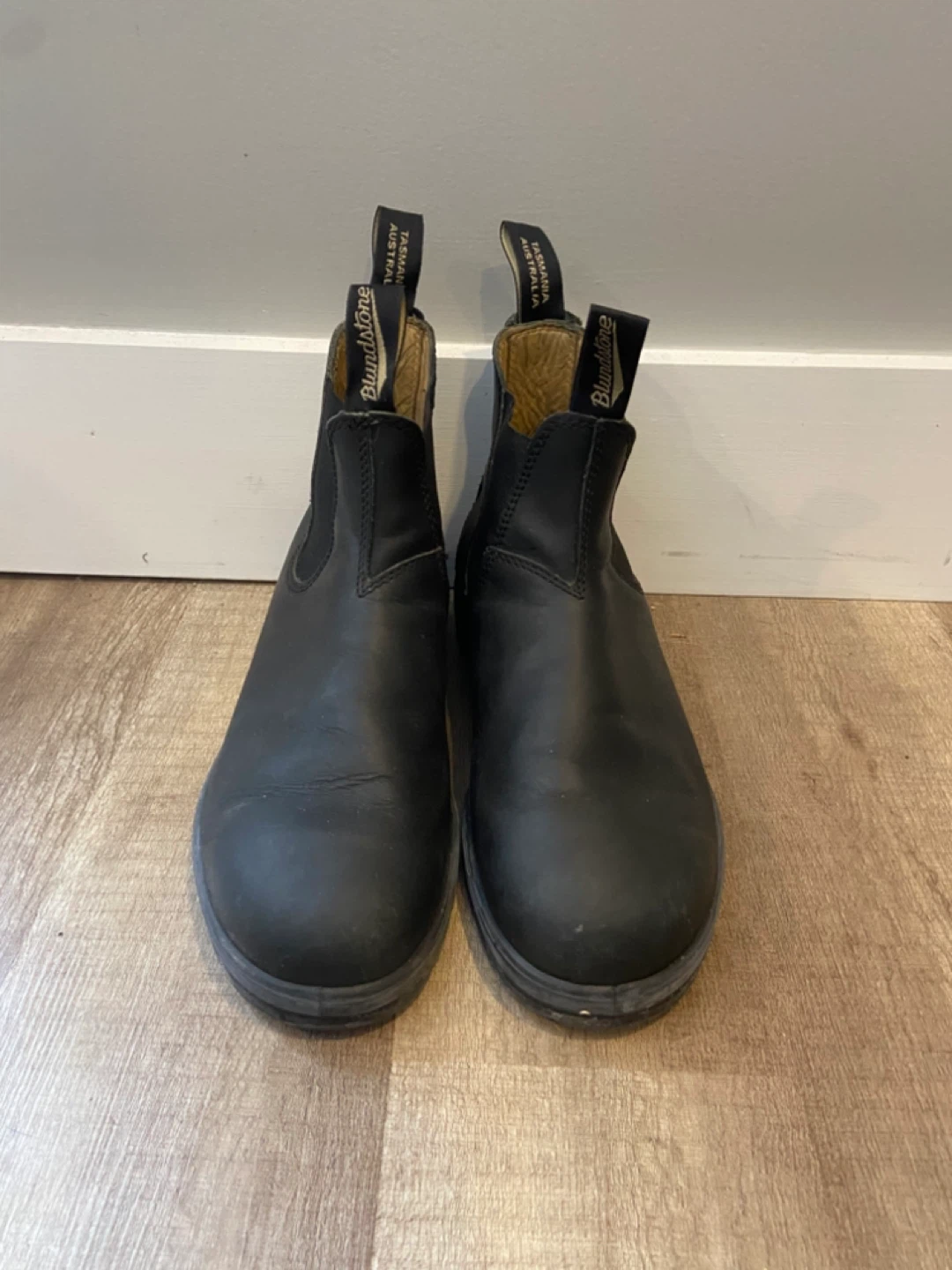 Sz 8.5 Blundstone Black Leather Chelsea Boots