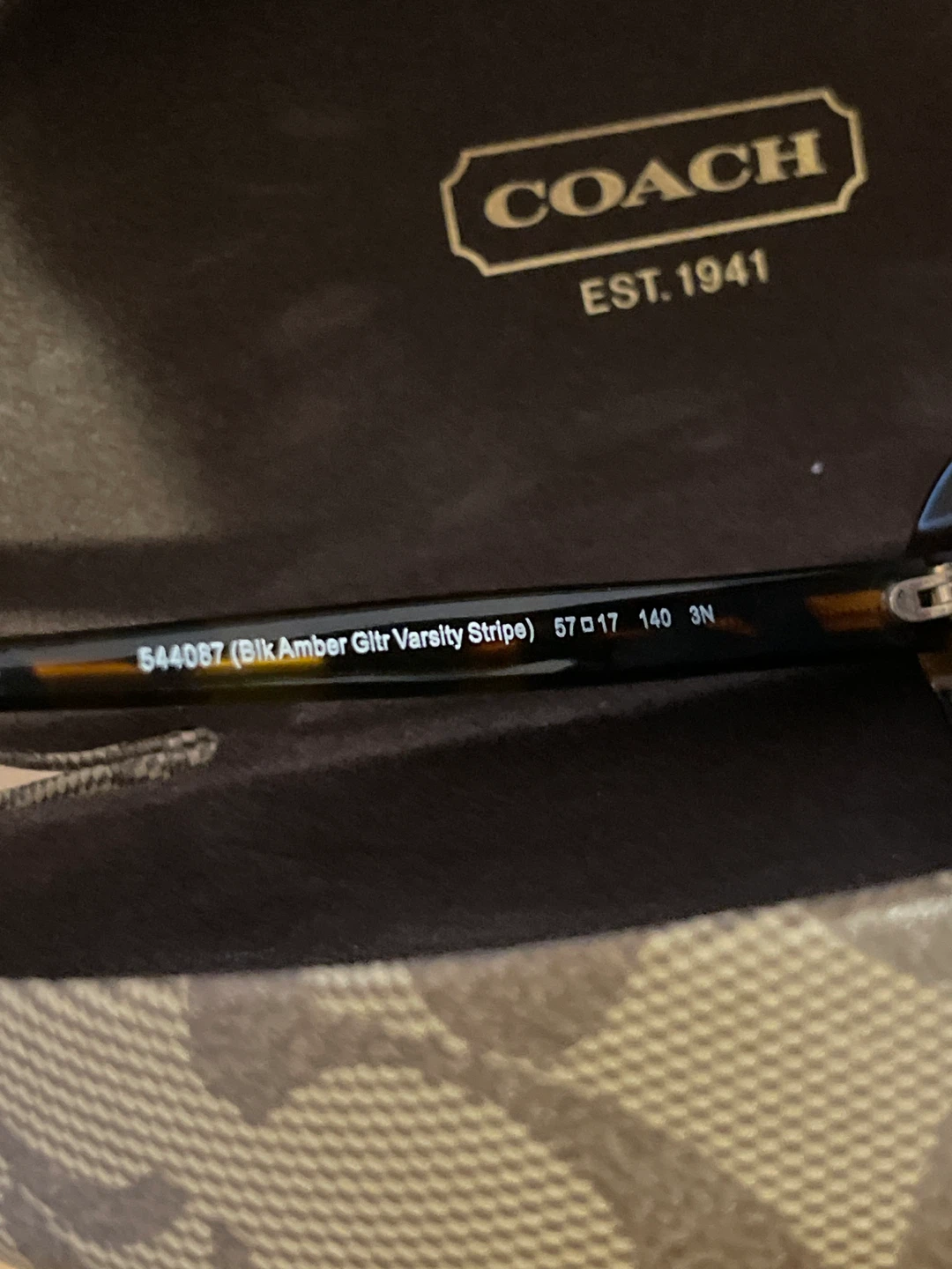 Coach Sunglasses HC 8202 (L1629) - photo 3