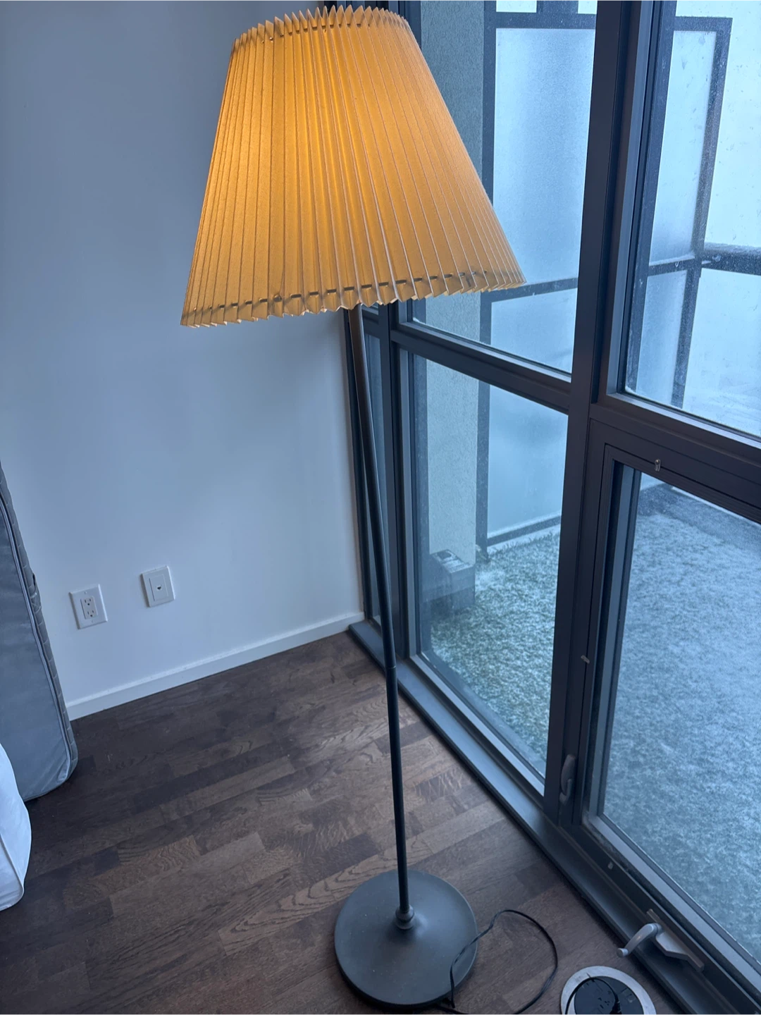 Floor lamps x 2 - photo 2