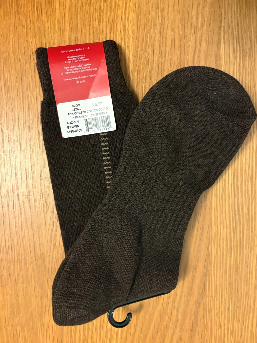 A pair of New Arrow Men's Cushion Foot Socks - photo 2