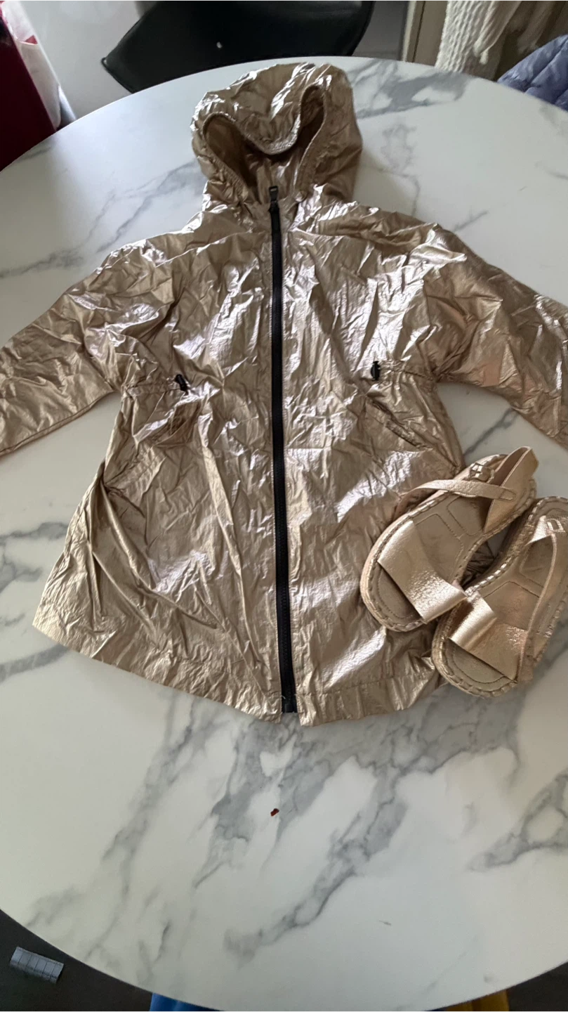 Zara Gold Hooded Jacket and Sandals Set
