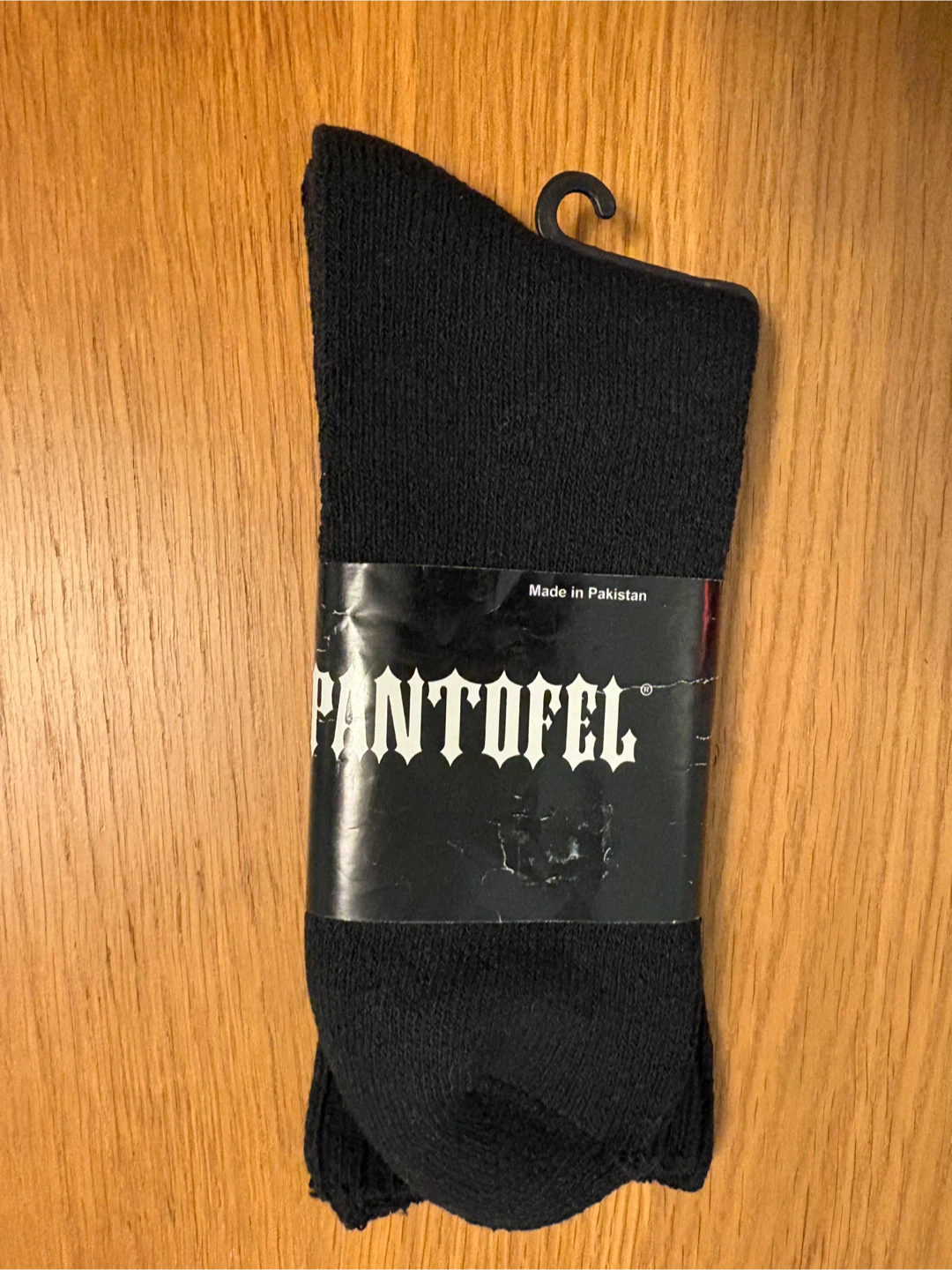 A pair of New Thick Pantofel Black Socks Size 9-12 - photo 3