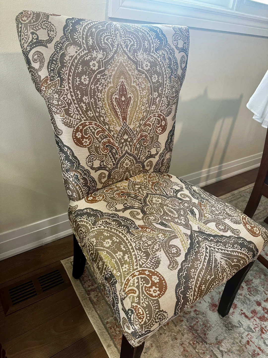 Fabric Chair - photo 2