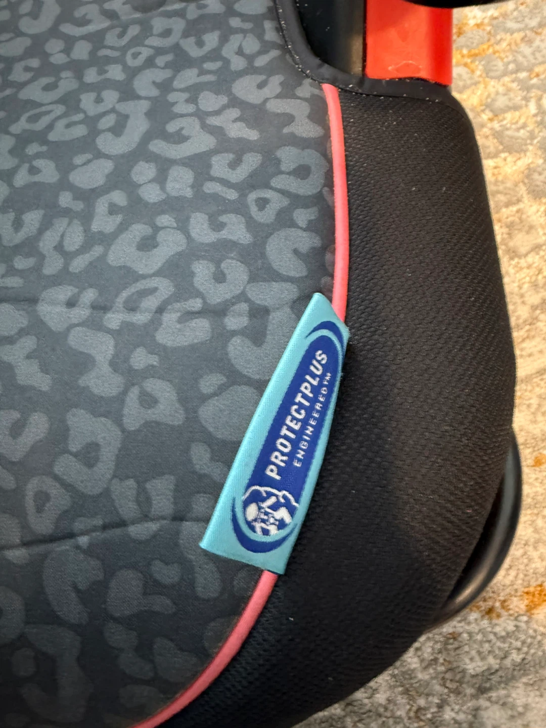 Graco backless booster manufactured in 2022 - photo 3