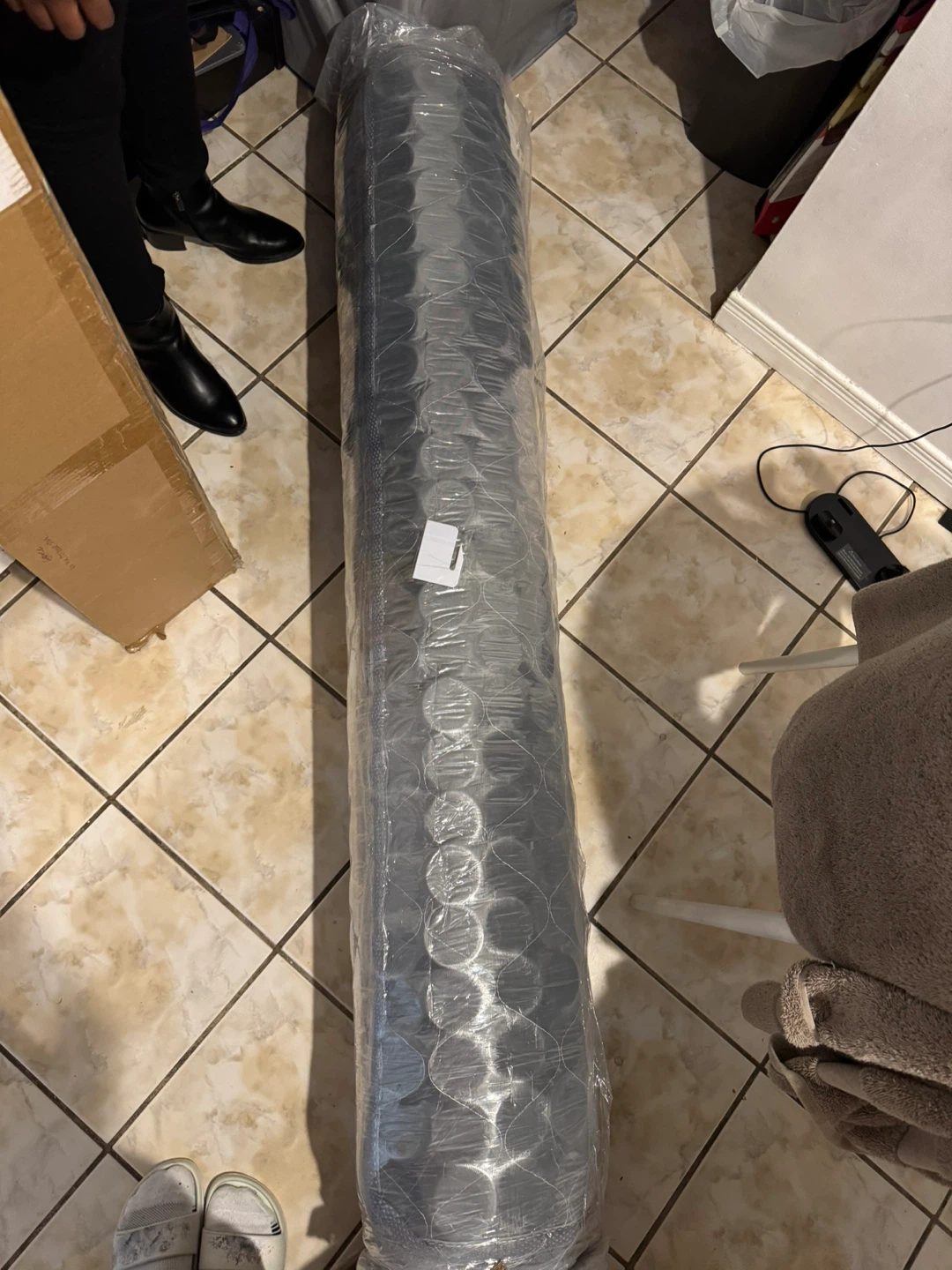 Queen Mattress 10” Memory Foam Mattress in a box - photo 2