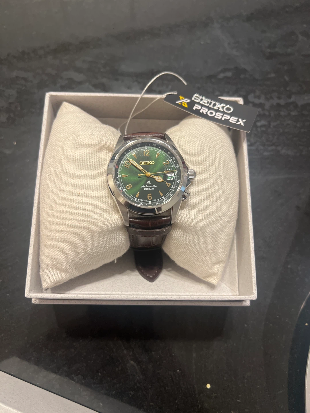 Seiko Prospex Automatic Alpinist Spb121 Green with box & papers - photo 2